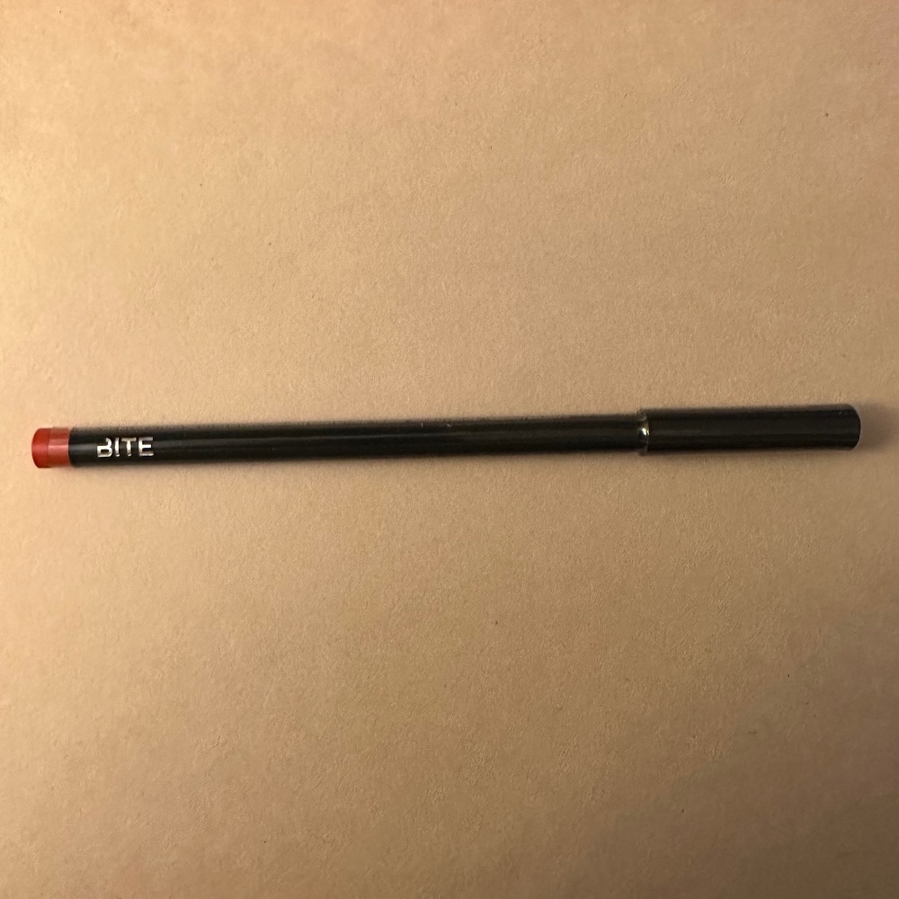 BITE BEAUTY Lip Pencil -  #066